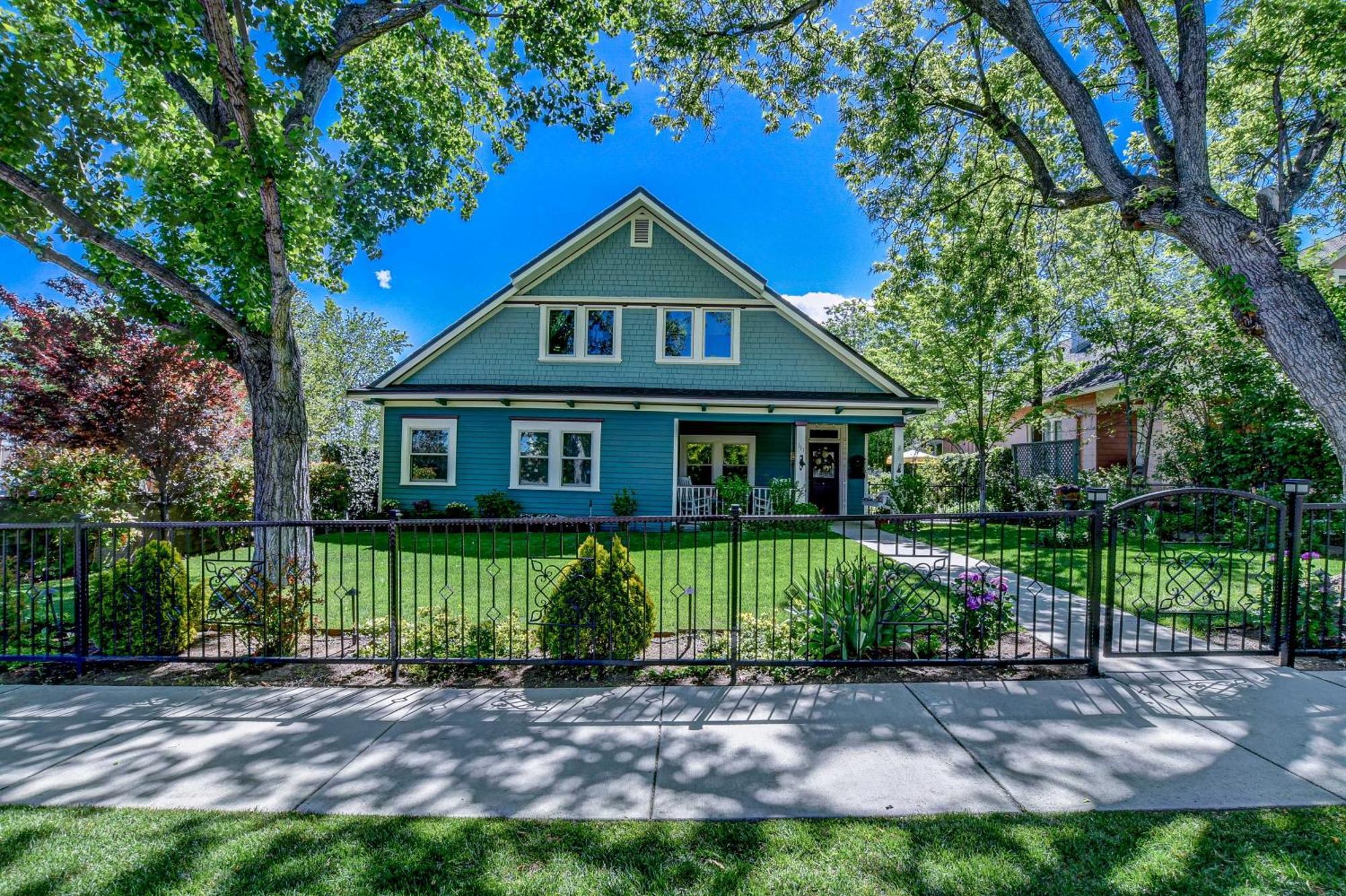 Historic Prescott Home With Yard, Walk To Downtown! Buitenkant foto